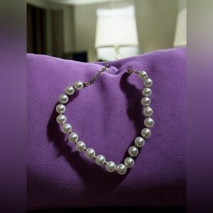 White Pearl Necklace With Gold Tone Clasp